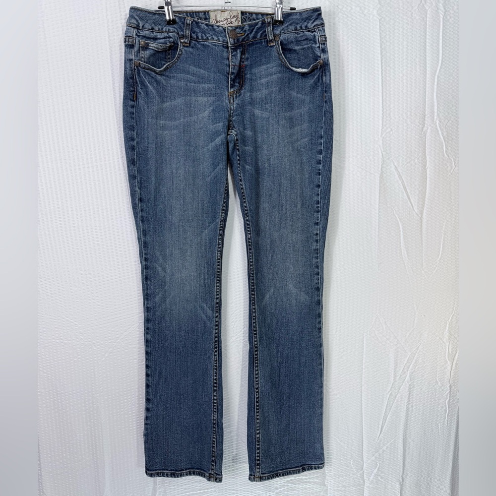Women’s Y2K Vintage American Rag Cie Med Wash Embroidered Pockets Curvy Size 9